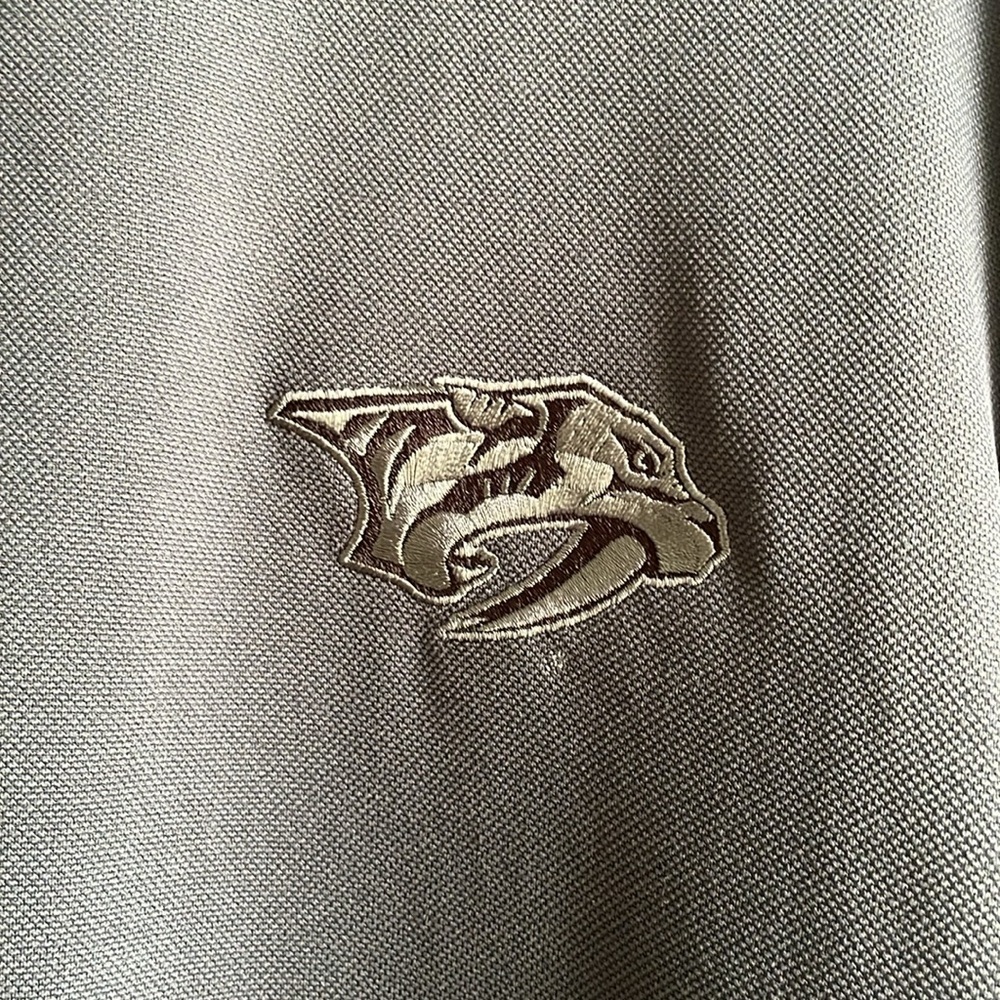 Antigua brand gray Nashville Predators polo - Picture 2 of 2
